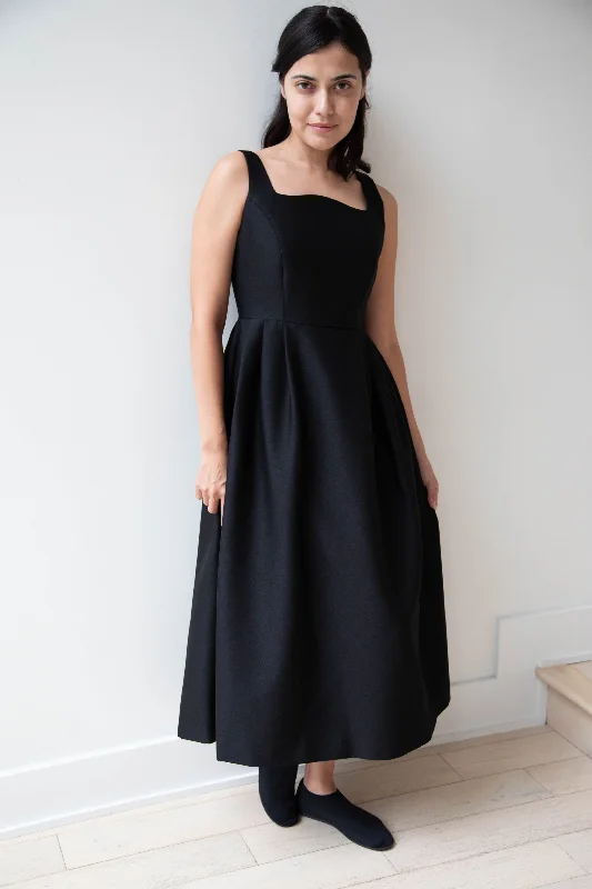 Sandbeige | Hepburn Dress in Black Tunics Luxurious premium