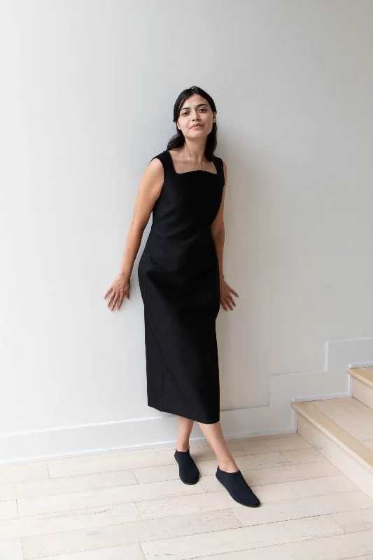 Sandbeige | Birkin Dress in Black Tunics Corduroy durable