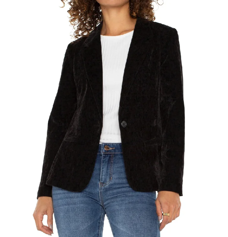 Fitted Blazer in Black Women's Vintage Jacket