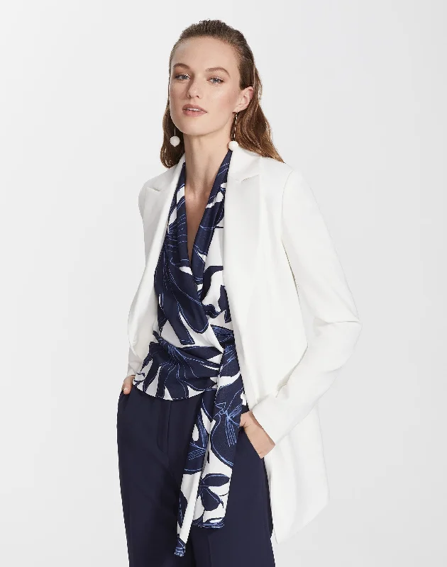 Plus-Size Finesse Crepe Frey Blazer Women's Fashion Blazer