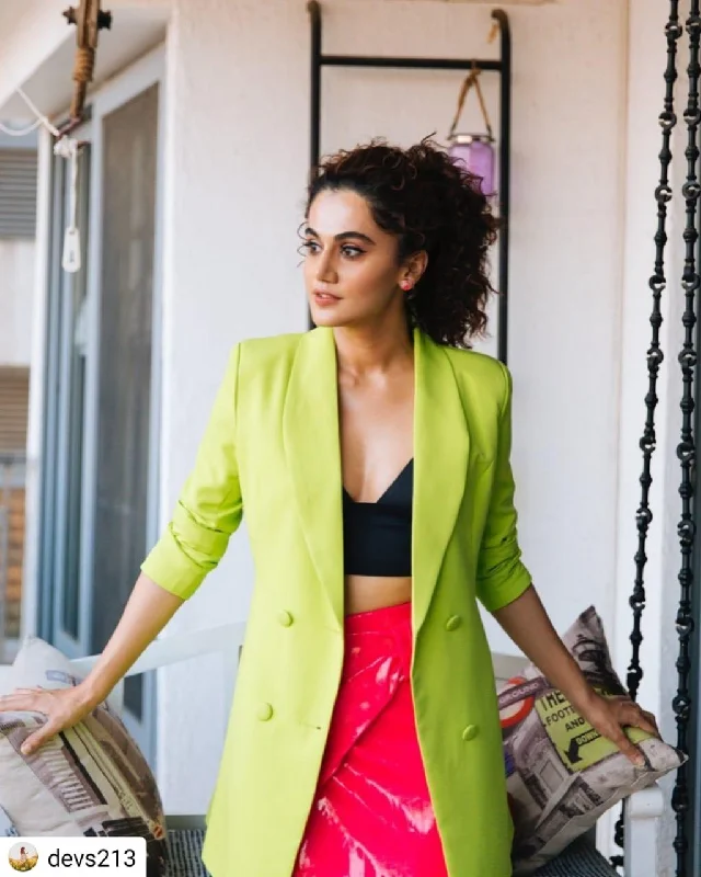Fanatic Blazer Dress Women's Boutique Jacket