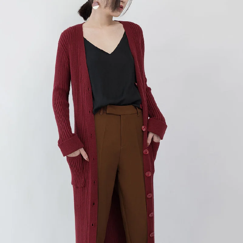 Fashion burgundy maxi coat Loose fitting V neck long coat Fine pockets coats Welt Pockets Slit Pockets Flap Pockets Fashion burgundy maxi coat Loose fitting V neck long coat Fine pockets coats Welt Pockets Slit Pockets Flap Pockets