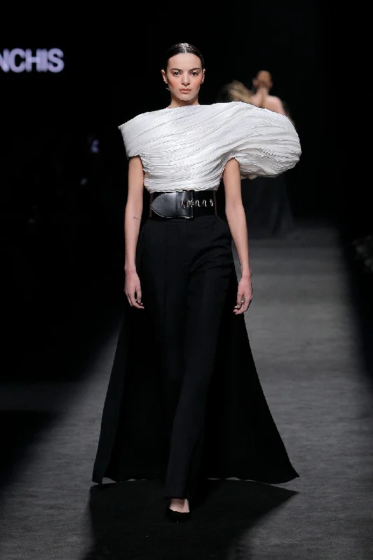 Pleated top with cape trousers Trousers Harem Relaxed Fit