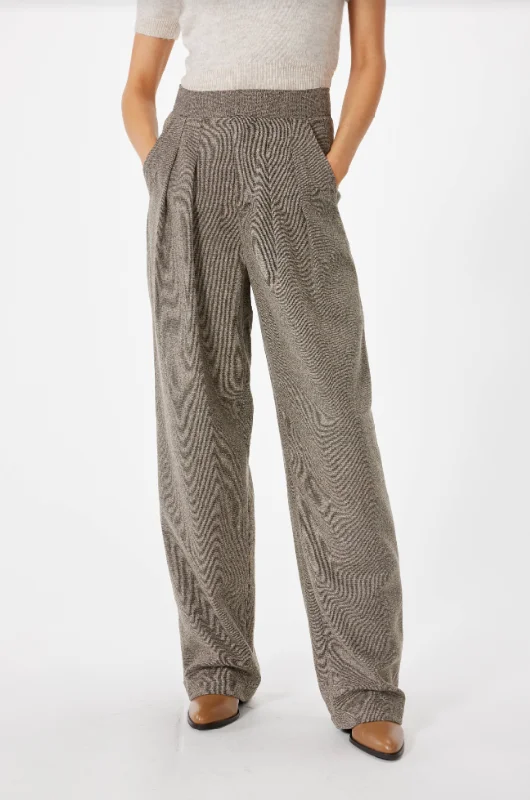 Brown Wick Double Pleat Trouser Trousers Chinos Classic