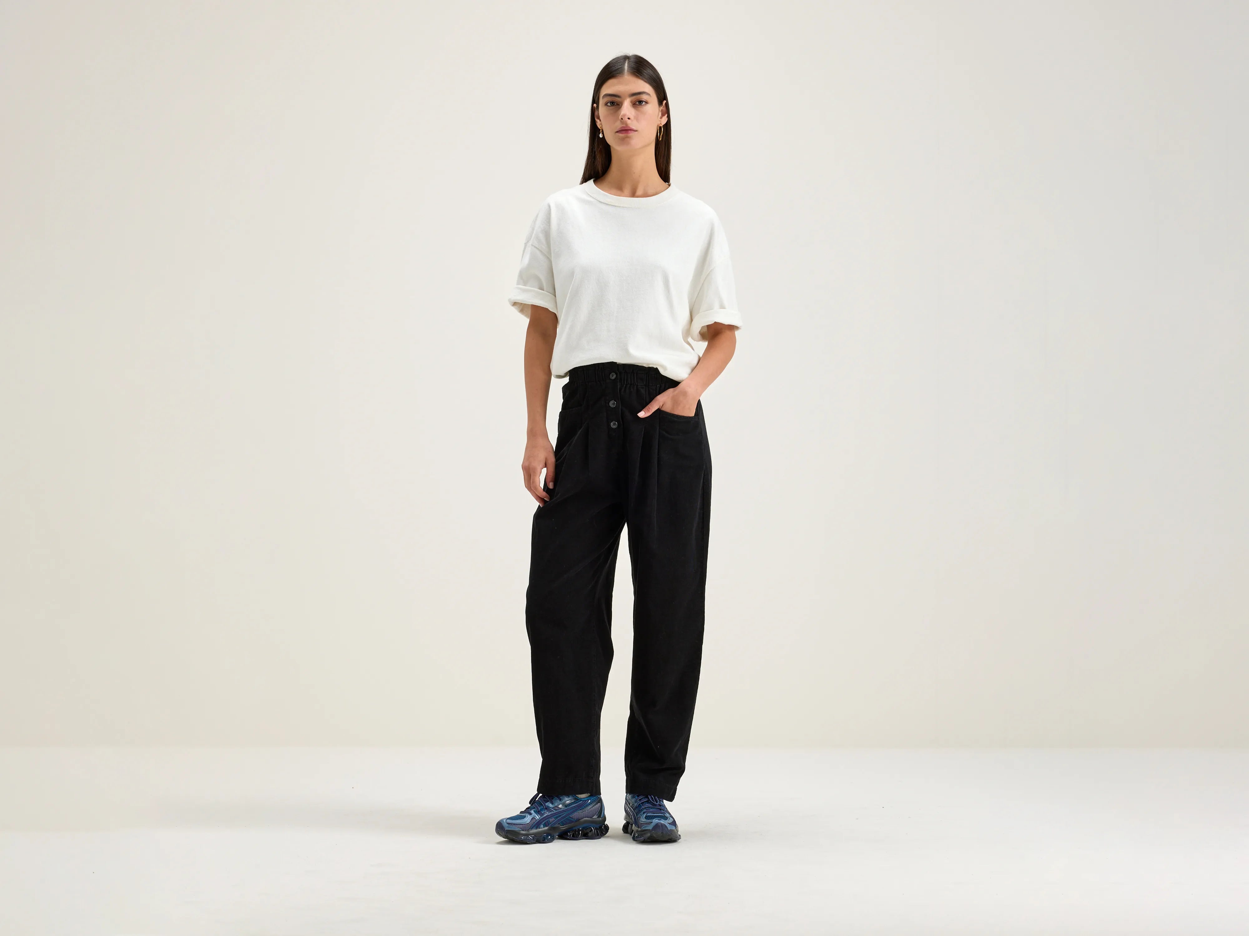 Lilo paperbag trousers (242 / W / BLACK BEAUTY) Trousers Winter Warm