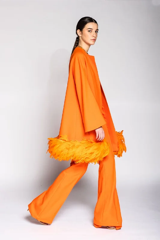 Feathered crepe top with trousers Trousers practical durable