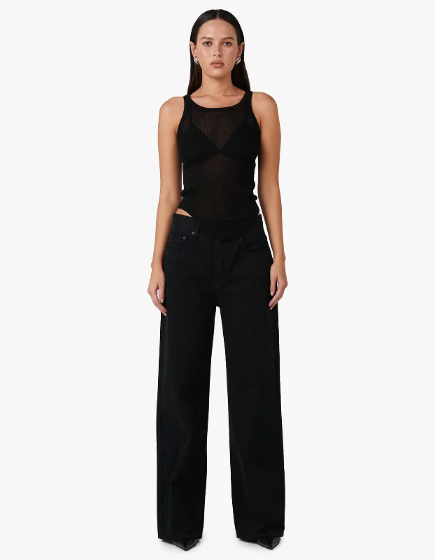 Poppy Tank - Black lightweight tank top